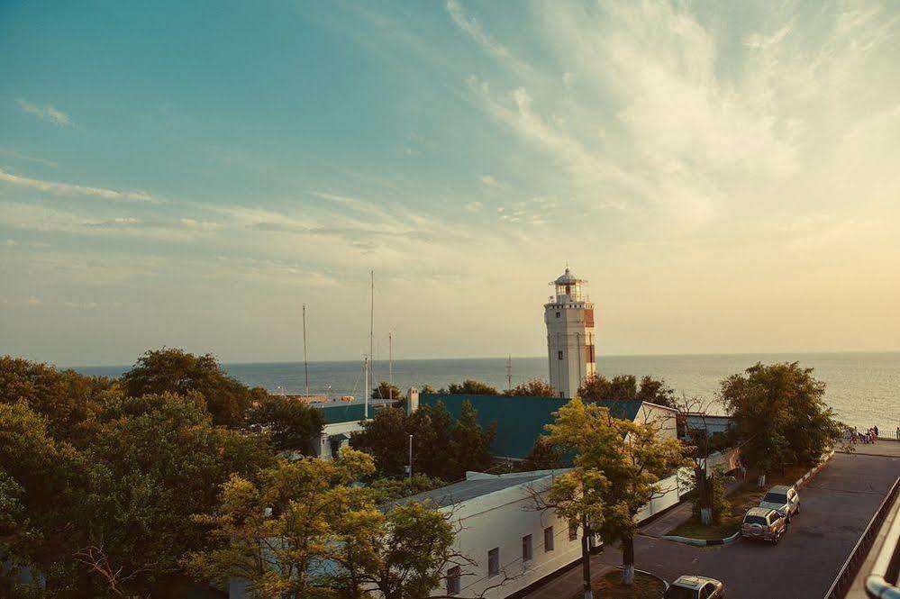 Bospor Hotel Anapa Exterior photo